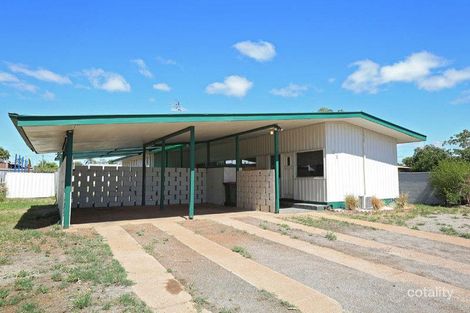 101 East St, The Gap, QLD 4825