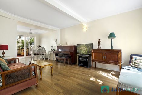 Property photo of 9 Cherrytree Lane Box Hill South VIC 3128