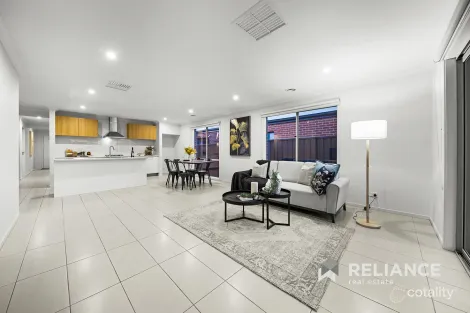 Property photo of 11 Atherton Way Werribee VIC 3030