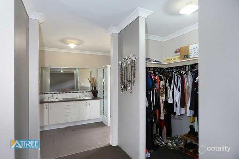 Property photo of 28 Glasgow Way Seville Grove WA 6112