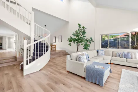 Property photo of 1 Saint Raphael Terrace Bundall QLD 4217