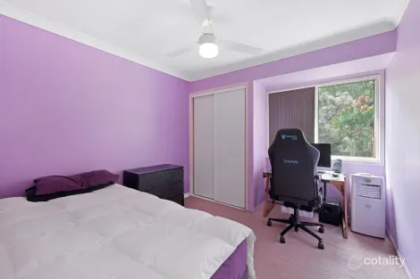 Property photo of 4 Jane Lane Oxenford QLD 4210