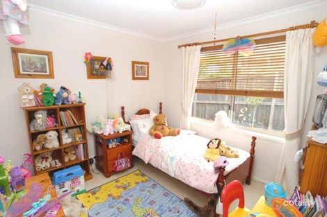 Property photo of 7 Barrington Drive Woongarrah NSW 2259