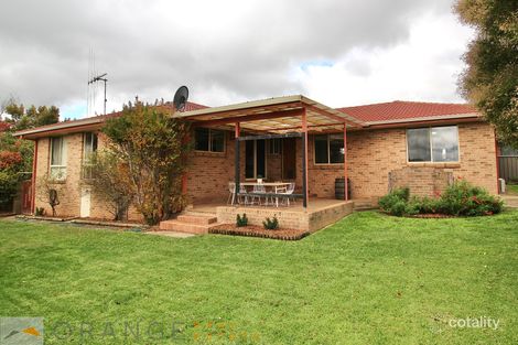 Property photo of 3 Lyrebird Place Orange NSW 2800