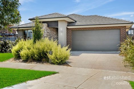 Property photo of 42 Leafy Road Werribee VIC 3030