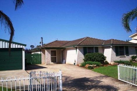 3 Edmund Pl, Rosemeadow, NSW 2560