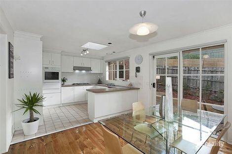Property photo of 3/5 Tarrangower Avenue Mitcham VIC 3132