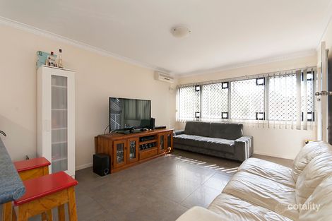 Property photo of 2/845 Logan Road Holland Park West QLD 4121