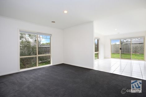 Property photo of 1 Sir Phillip Court Pakenham VIC 3810