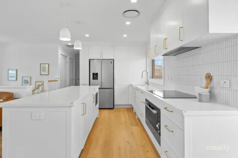 Property photo of 90 Aloha Drive Chittaway Bay NSW 2261