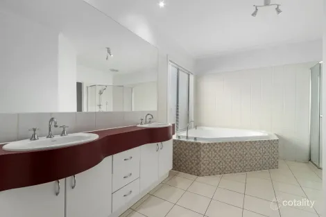 Property photo of 10 Merino Court Traralgon East VIC 3844