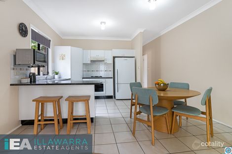 Property photo of 2/8A Taylor Road Albion Park NSW 2527