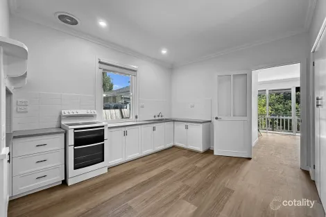 Property photo of 5 Tobruk Street Warragul VIC 3820