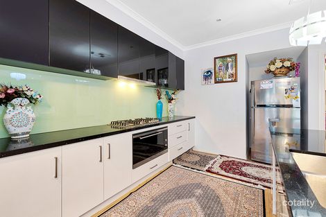 Property photo of 40 Canmore Street Cranbourne East VIC 3977