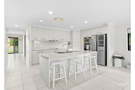 Property photo of 8 Herbert Way Rural View QLD 4740