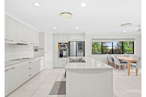 Property photo of 8 Herbert Way Rural View QLD 4740
