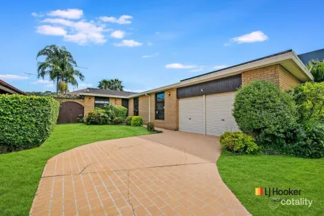 Property photo of 29 Jacaranda Drive Georges Hall NSW 2198