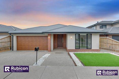 15 Lorikeet Cct, Rockbank, VIC 3335