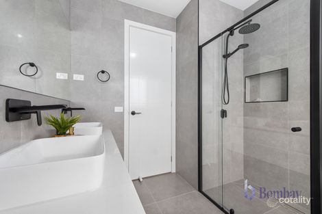 Property photo of 38 Monomeath Drive Mickleham VIC 3064