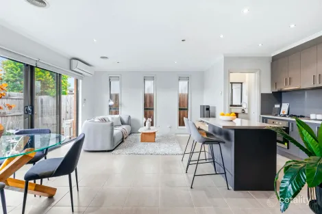 Property photo of 7B Thornbill Drive Werribee VIC 3030