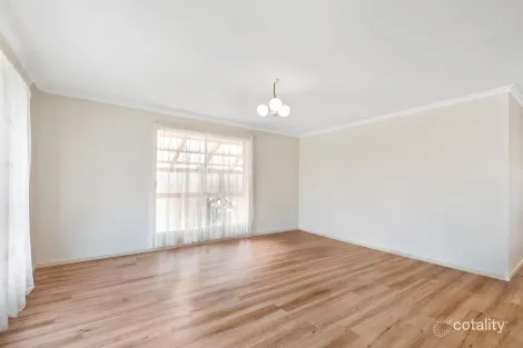 Property photo of 3 Helm Crescent Wurtulla QLD 4575