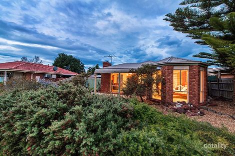 Property photo of 44 Navarre Drive Cranbourne West VIC 3977