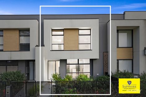 14 Cecil Walk, Mickleham, VIC 3064