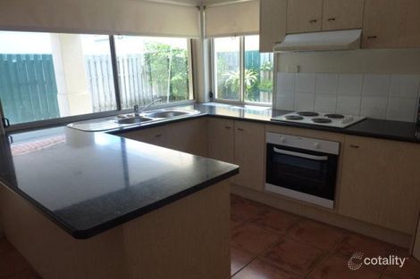 Property photo of 32 Marble Arch Place Arundel QLD 4214