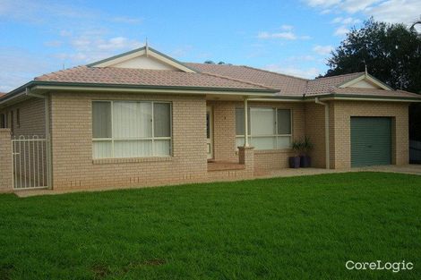 Property photo of 2 Club Street Hanwood NSW 2680