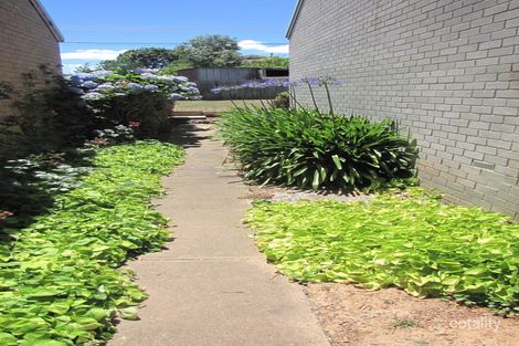 Property photo of 62 Carr Crescent Wanniassa ACT 2903