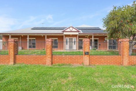 Property photo of 8 Carpenteria Crescent Kenwick WA 6107