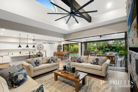 Property photo of 2308 Vardon Lane Hope Island QLD 4212