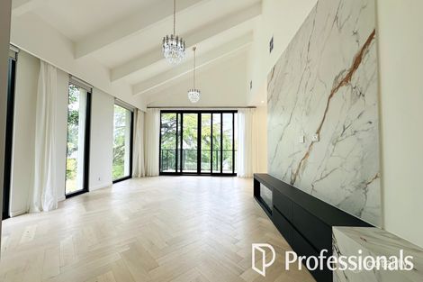 Property photo of 13 Brendan Avenue Doncaster VIC 3108