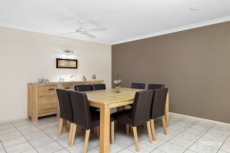 Property photo of 15 Norell Place Eight Mile Plains QLD 4113