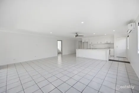 Property photo of 6 Murchison Street Pacific Pines QLD 4211