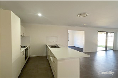 Property photo of 8 Olsen Court Roma QLD 4455