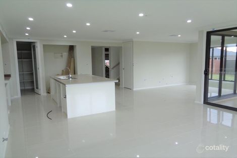 Property photo of 4 Antico Way Oran Park NSW 2570