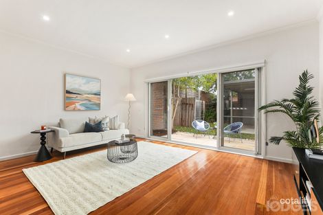 Property photo of 17 Highview Road Bentleigh East VIC 3165