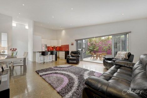 Property photo of 2/5 Galt Street Box Hill North VIC 3129