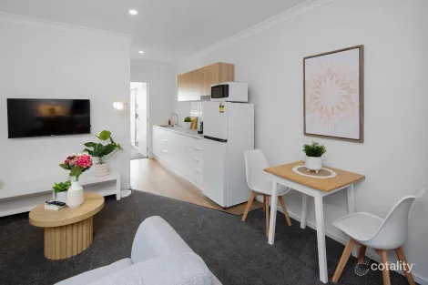 1566a Creek Rd, Carina, QLD 4152