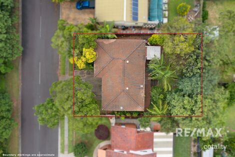 Property photo of 22 Kidwelly Street Carindale QLD 4152