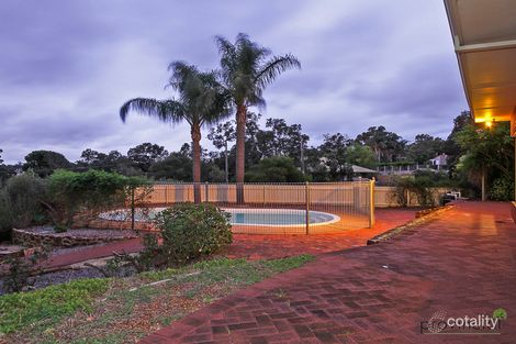 Property photo of 2 Ashurst Drive Lesmurdie WA 6076