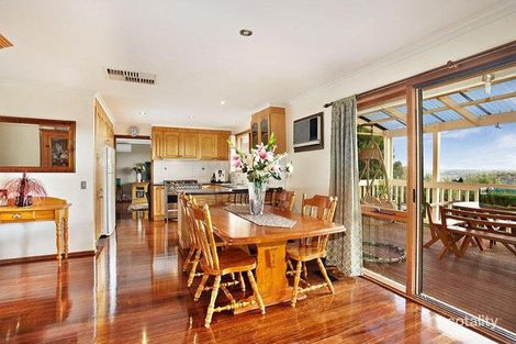 Property photo of 55 Brentwick Drive Greensborough VIC 3088