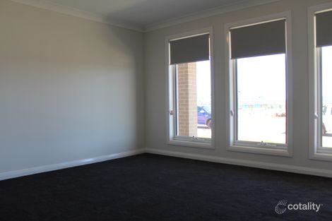 Property photo of 58 Muttama Parade Gobbagombalin NSW 2650