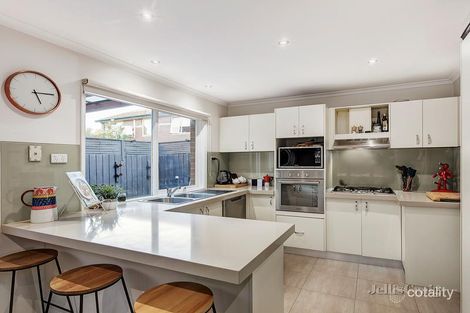 Property photo of 13/262-274 Poath Road Hughesdale VIC 3166