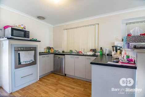 Property photo of 10 Snakewood Bend Glen Iris WA 6230