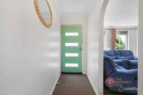 Property photo of 62 Strelitzia Avenue Forrestfield WA 6058