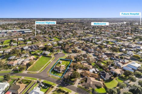 Property photo of 15 Pettitt Crescent Norlane VIC 3214
