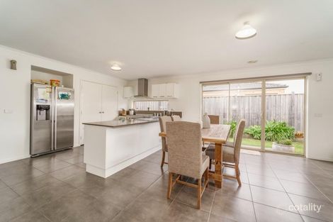Property photo of 14 Scenic Avenue Clyde VIC 3978