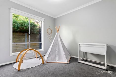 Property photo of 3 Ettric Way Highton VIC 3216